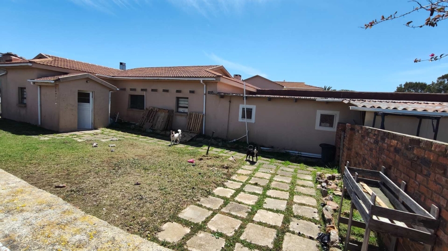 3 Bedroom Property for Sale in Aalwyndal Western Cape